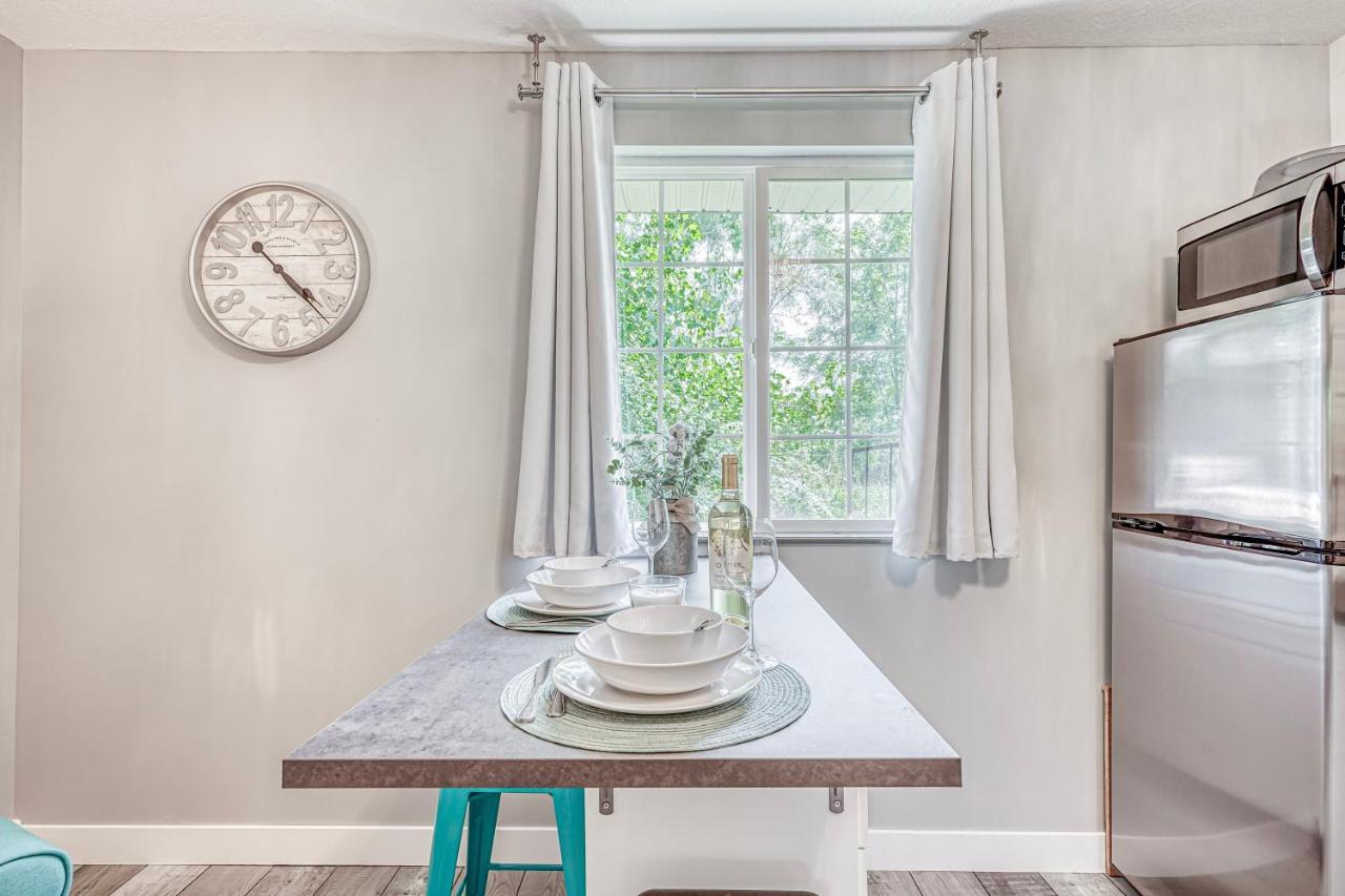 Lighthouse Kitchen Suites Near Auburn Waterloo I-69 Exit 334 Ngoại thất bức ảnh